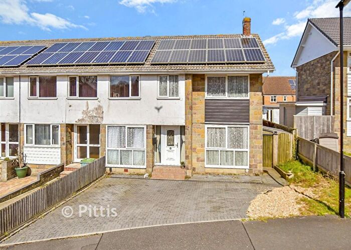 3 Bedroom End Of Terrace House For Sale In Grange Avenue, Ryde, Isle Of Wight, PO33