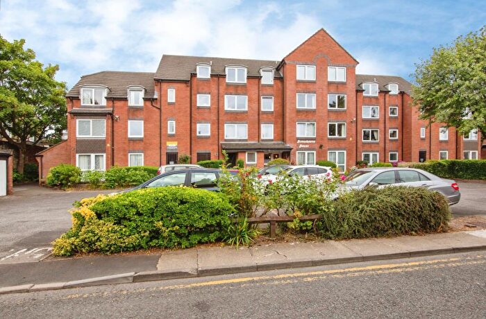 1 Bedroom Apartment For Sale In Homedowne House, Gosforth, NE3