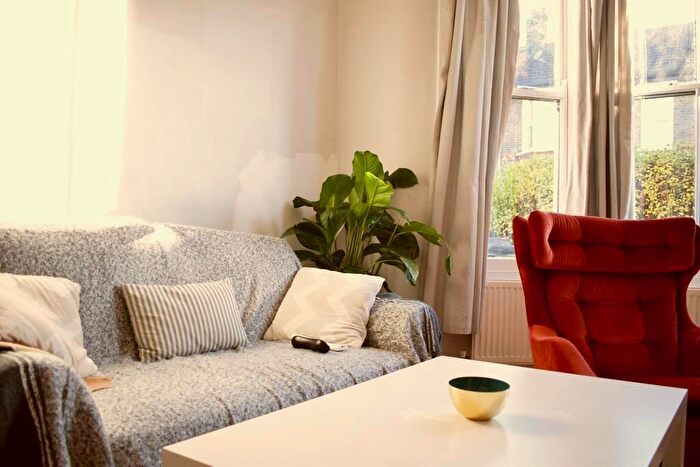 2 Bedroom Apartment To Rent In Brunswick Road, Leyton, London, ., E10