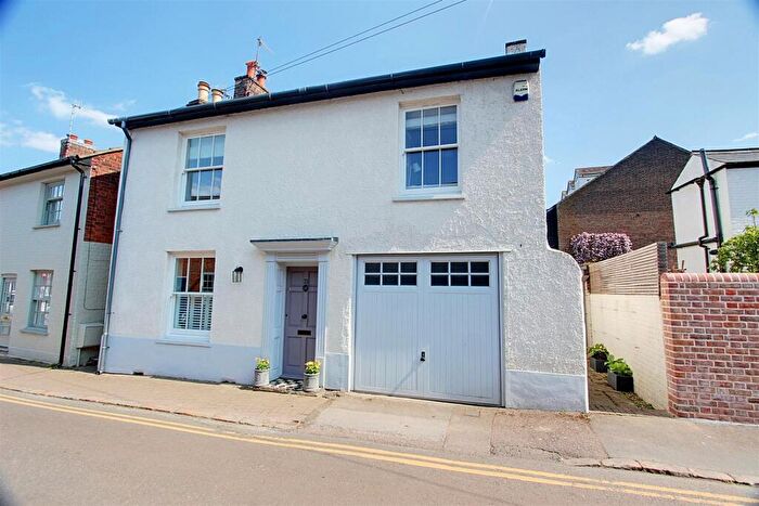 4 Bedroom Detached House For Sale In Bridge Street, Berkhamsted, HP4
