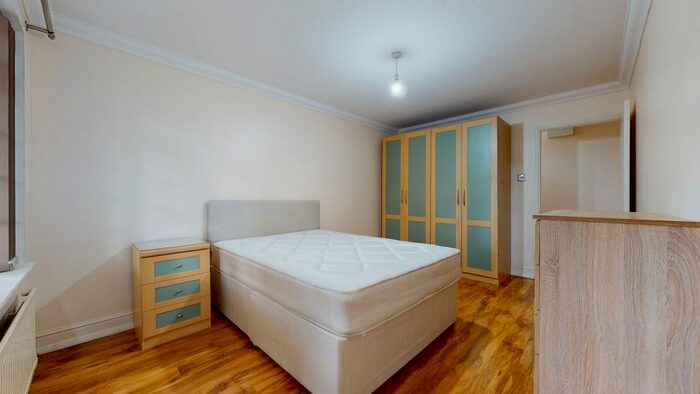 2 Bedroom Flat To Rent In Witham Road, Isleworth, TW7