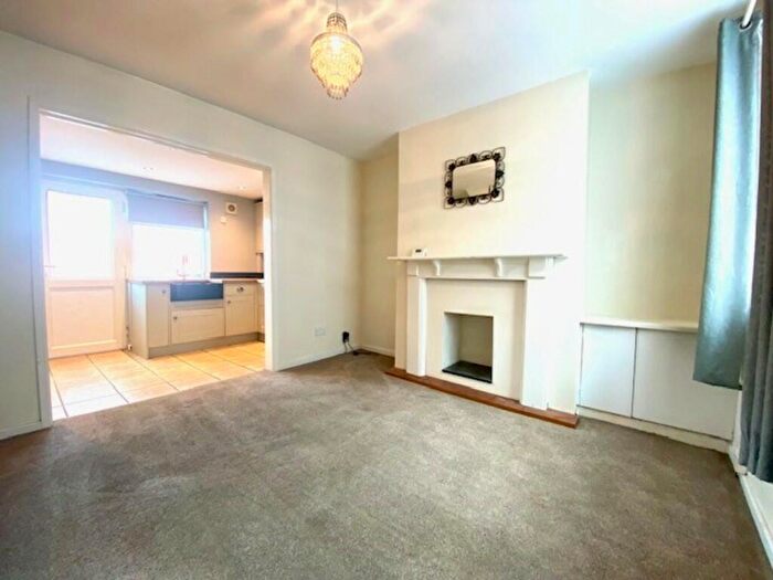 1 Bedroom Terraced House To Rent In High Street, Gorleston, NR31