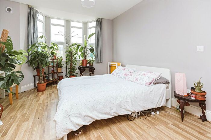 1 Bedroom Flat To Rent In Hotwell Road, Bristol, BS8