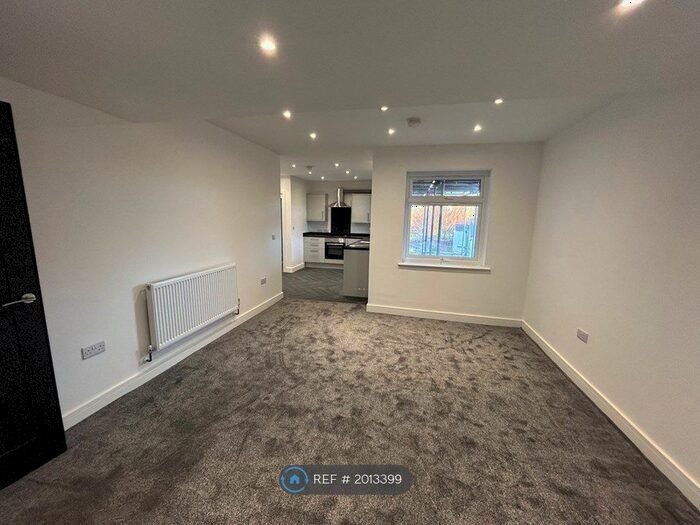 2 Bedroom Flat To Rent In Watson Road, Worksop, S80