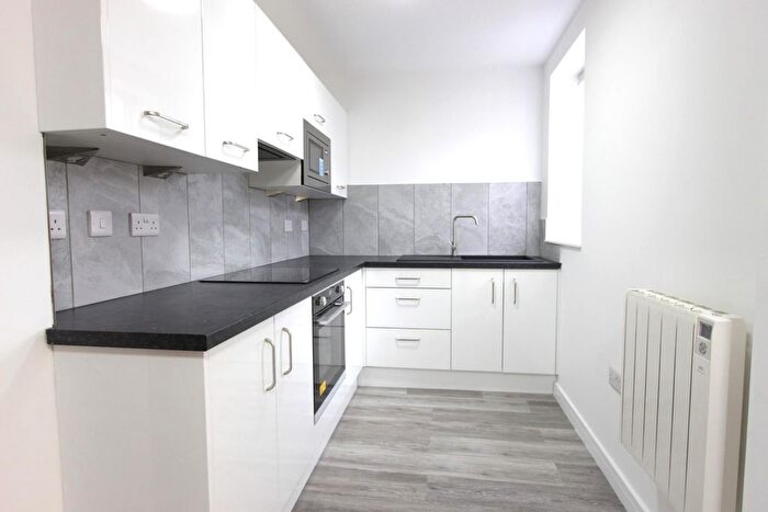 2 Bedroom Flat To Rent In Sharrow Vale Road, Sheffield, S11