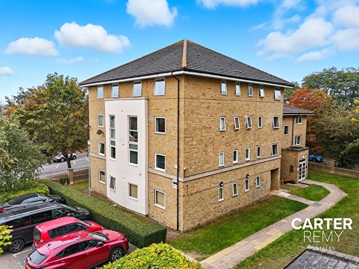 1 Bedroom Flat For Sale In Hogg Lane, Grays, RM17