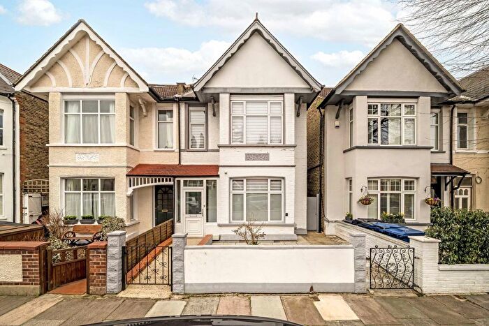 5 Bedroom Property For Sale In St. Kilda Road, West Ealing, W13