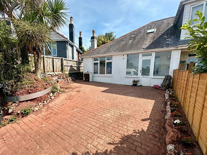 4 Bedroom Semi-Detached Bungalow For Sale In Pines Road, Paignton, TQ3
