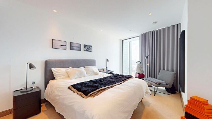 2 Bedroom Flat To Rent In Blackfriars Road, London, SE1