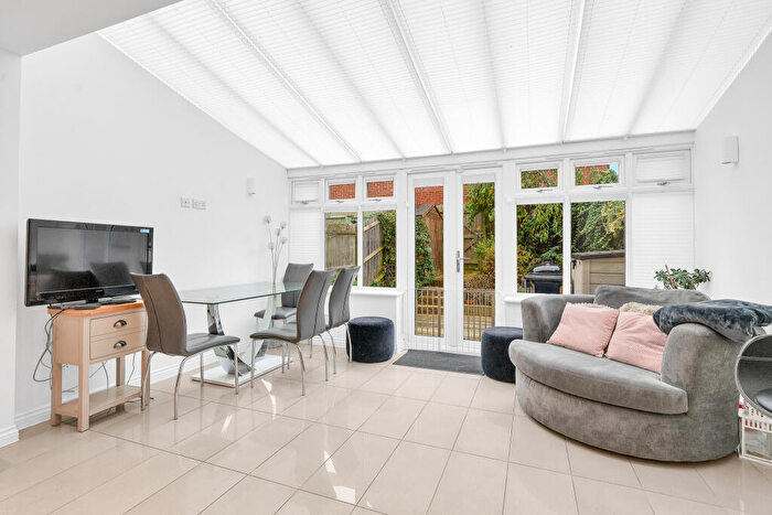 4 Bedroom Terraced House To Rent In Ravens Dene, Chislehurst, Kent, BR7