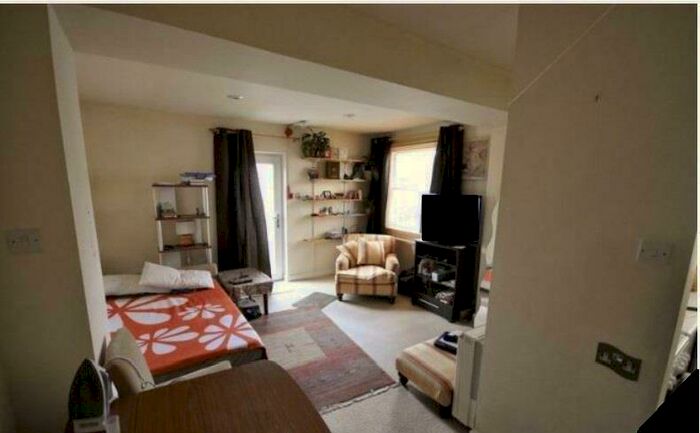 Studio To Rent In Cadogan House, All Saints Road, Cheltenham, GL52