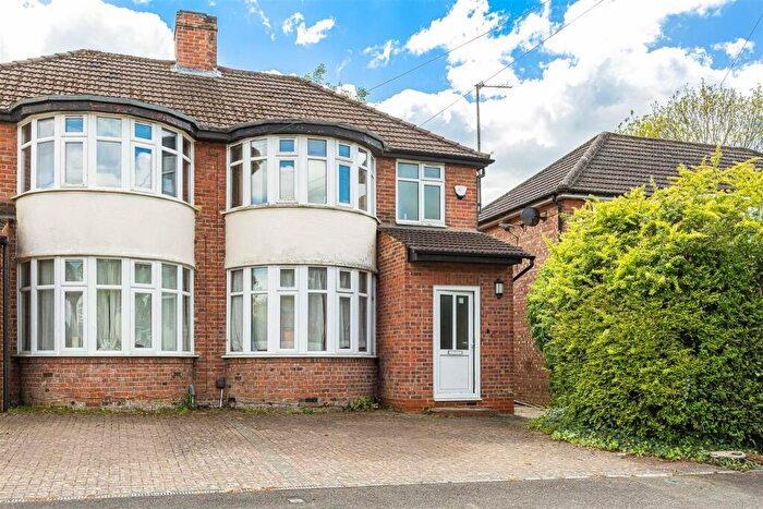 4 Bedroom Semi Detached House For Sale In Stanhope Road, Reading., RG2