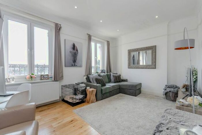 1 Bedroom Flat To Rent In Putney High Street, Putney, London, SW15