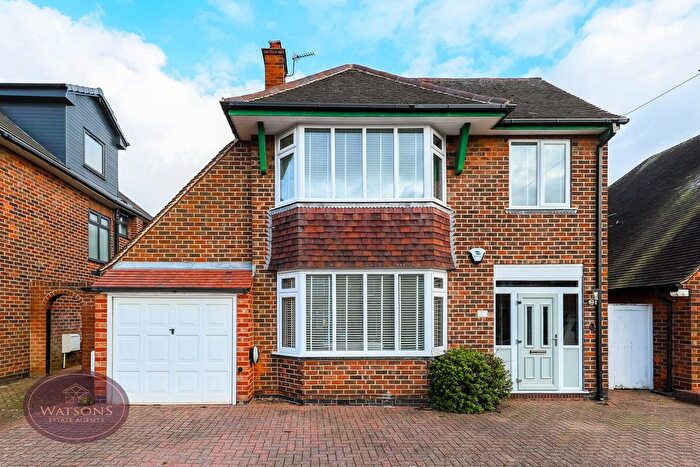 3 Bedroom Detached House For Sale In Aspley Park Drive, Nottingham, NG8