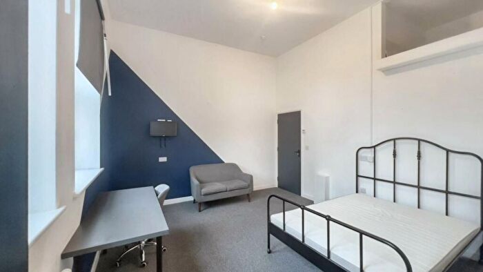 1 Bedroom Semi-Detached House To Rent In Blackswarth Road, Bristol, BS5