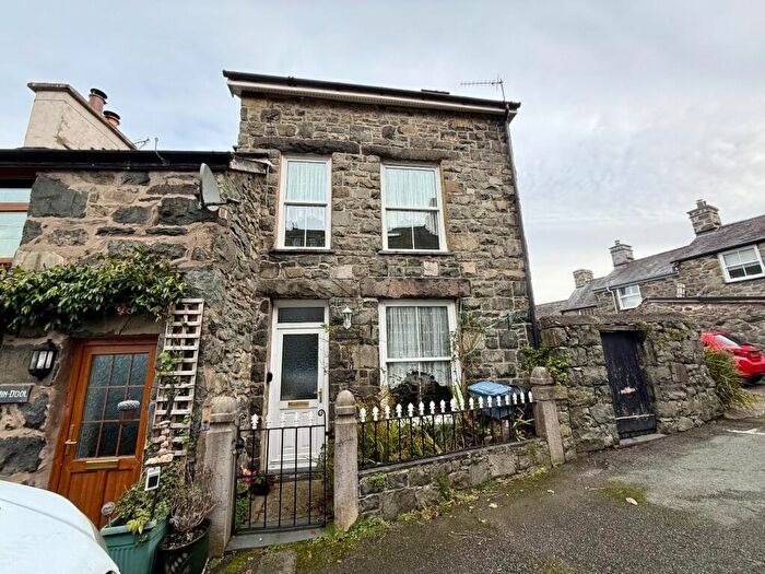 4 Bedroom End Of Terrace House For Sale In Bryn Awel, Upperfield Street, Dolgellau, LL40