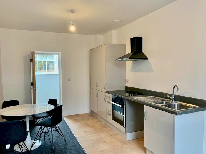 1 Bedroom Flat To Rent In Albert Terrace Road, Sheffield, S6