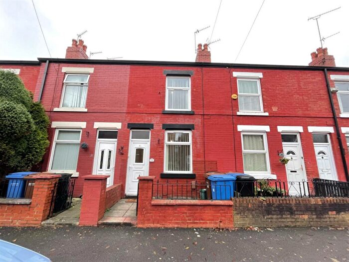 2 Bedroom Terraced House To Rent In River Street, Stockport, SK1