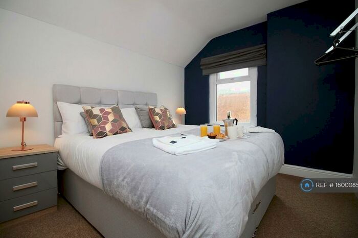 2 Bedroom Terraced House To Rent In Mortimer Road, Cardiff, CF11