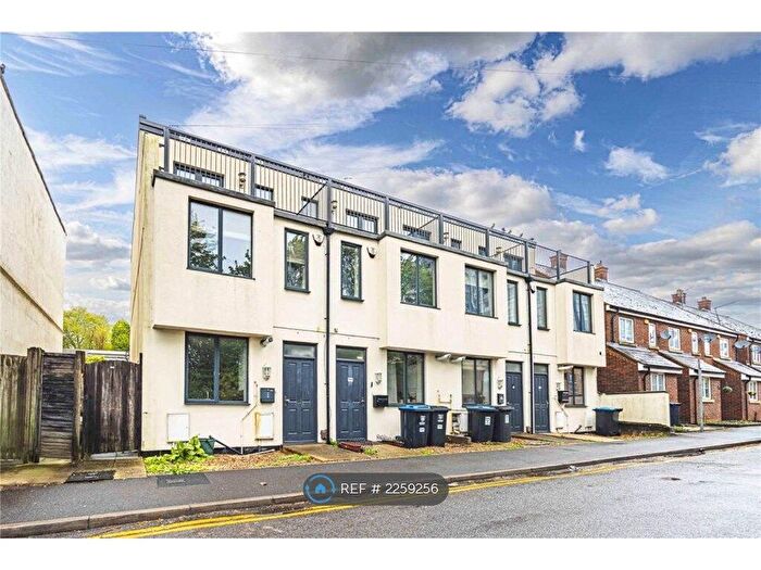 3 Bedroom Terraced House To Rent In Cotterells, Hemel Hempstead, HP1