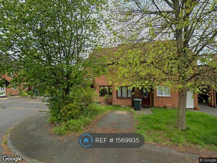 2 Bedroom Terraced House To Rent In Herons Court, West Bridgford, Nottingham, NG2