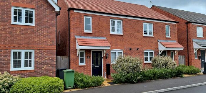 3 Bedroom Semi-Detached House To Rent In Clement Dalley Drive, Kidderminster, DY11