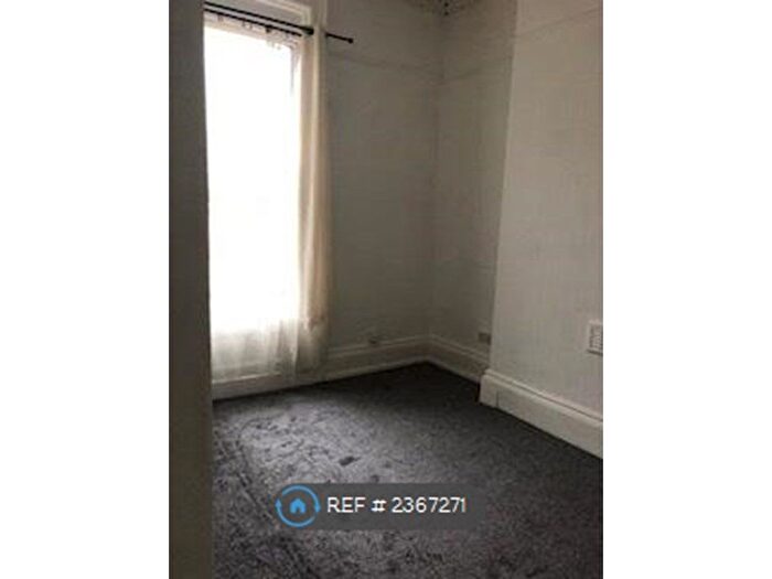 2 Bedroom Flat To Rent In Croxteth Grove, Liverpool, L8