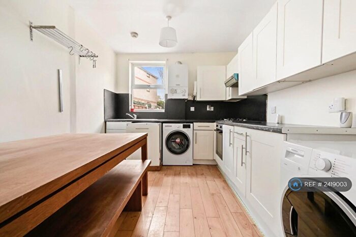 4 Bedroom Terraced House To Rent In Swinnerton Street, Homerton Hackney East London, E9