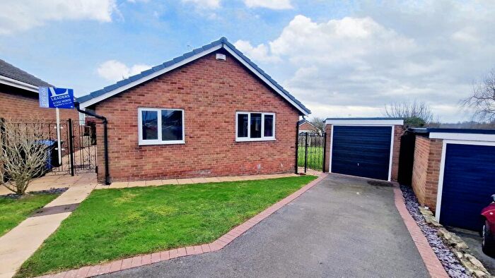 2 Bedroom Bungalow To Rent In Findern Close, Allestree, Derby, DE22