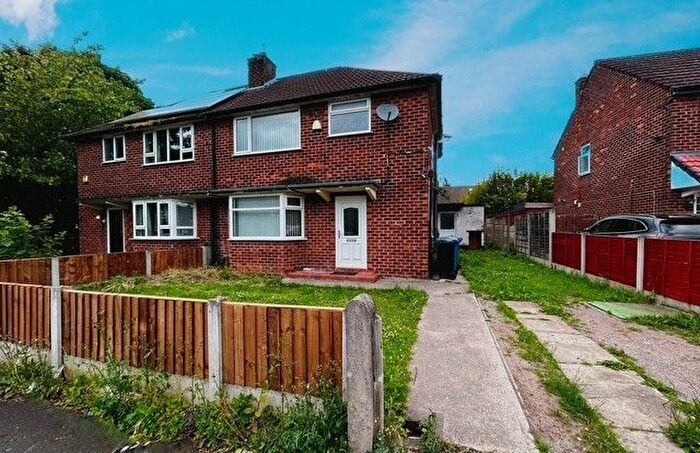 3 Bedroom Property To Rent In Brookfield Road, Cheadle, SK8