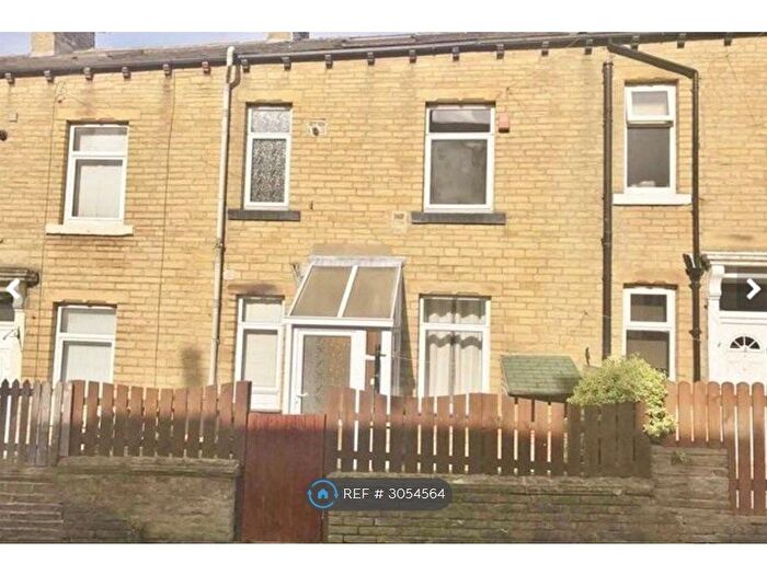 2 Bedroom Terraced House To Rent In Matlock Street, Halifax, HX3