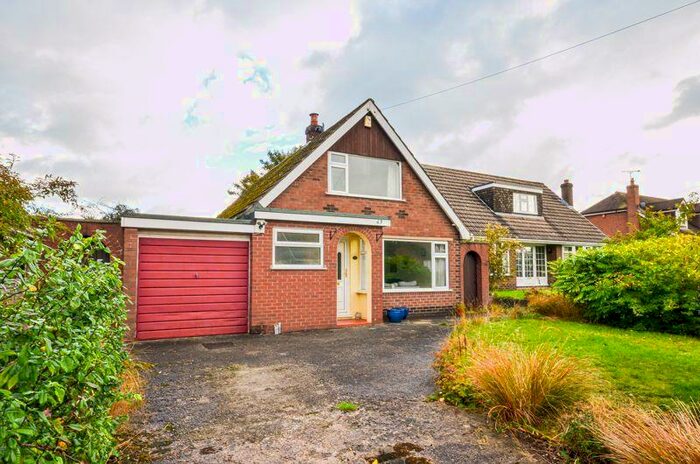 2 Bedroom Detached House For Sale In Cherry Tree Avenue, Stoke-On-Trent, ST7