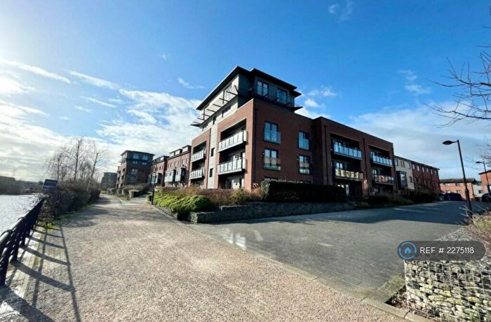 2 Bedroom Flat To Rent In Aire Quay, Hunslet, Leeds, LS10