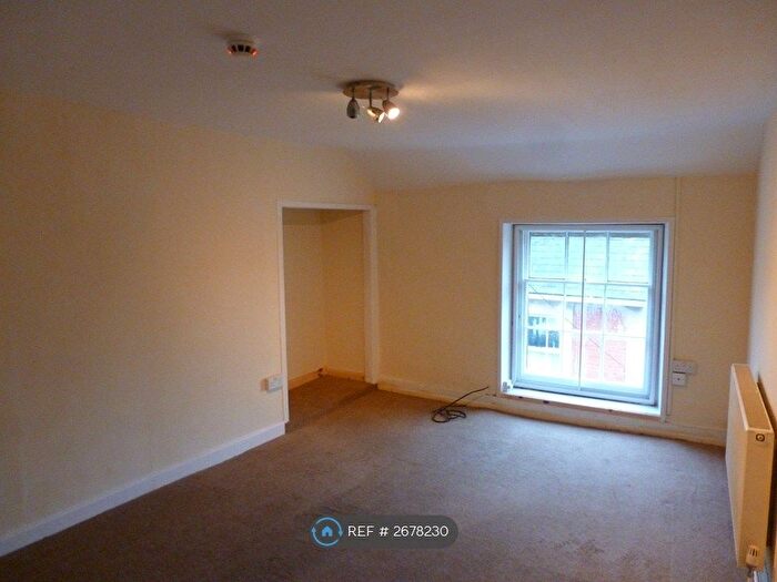 2 Bedroom Flat To Rent In Smallgate, Beccles, NR34