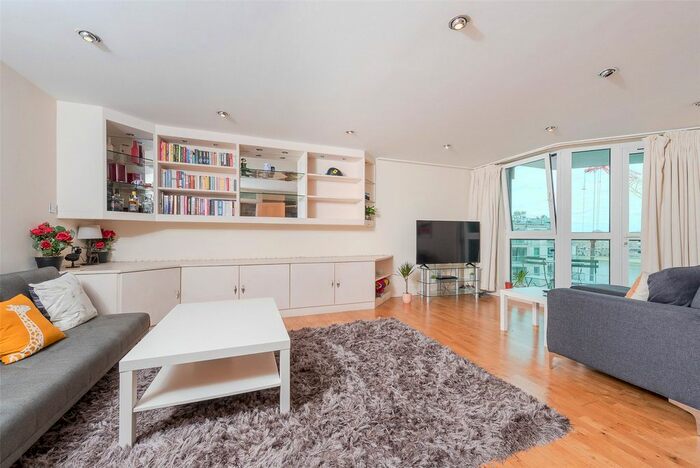 2 Bedroom Flat For Sale In Bridge House, St George Wharf, Vauxhall, SW8