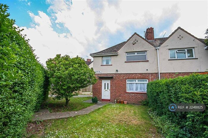 3 Bedroom Semi-Detached House To Rent In Brixham Road, Bristol, BS3