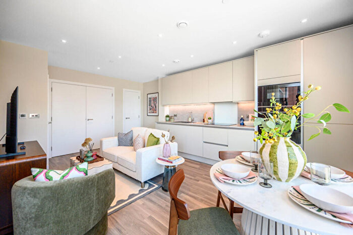 2 Bedroom Flat For Sale In Colindale Gardens, Colindale, NW9