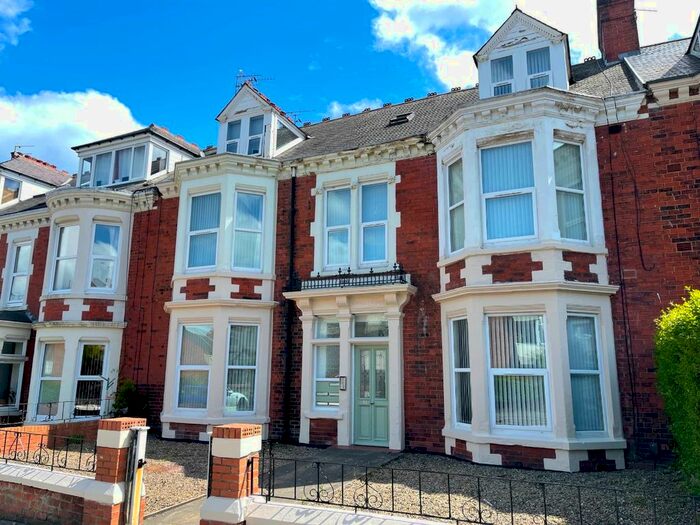 3 Bedroom Flat To Rent In Marine Avenue, Whitley Bay, NE26