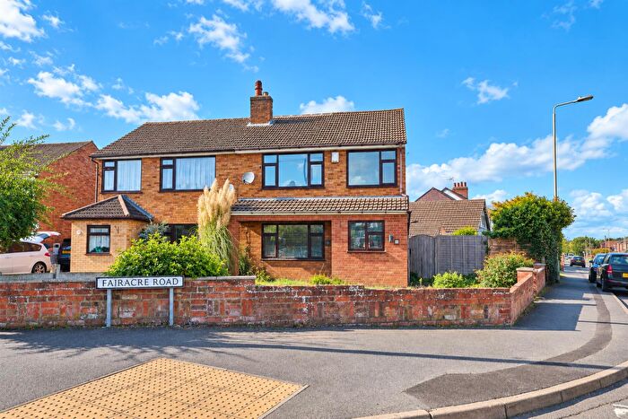 3 Bedroom Semi-Detached House For Sale In Fairacre Road, Barwell, LE9