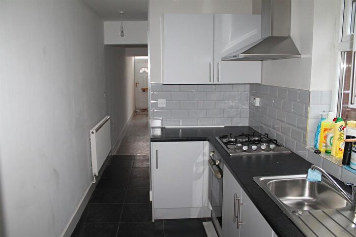 3 Bedroom Terraced House For Sale In Farnham Road, Handsworth, Birmingham, B21