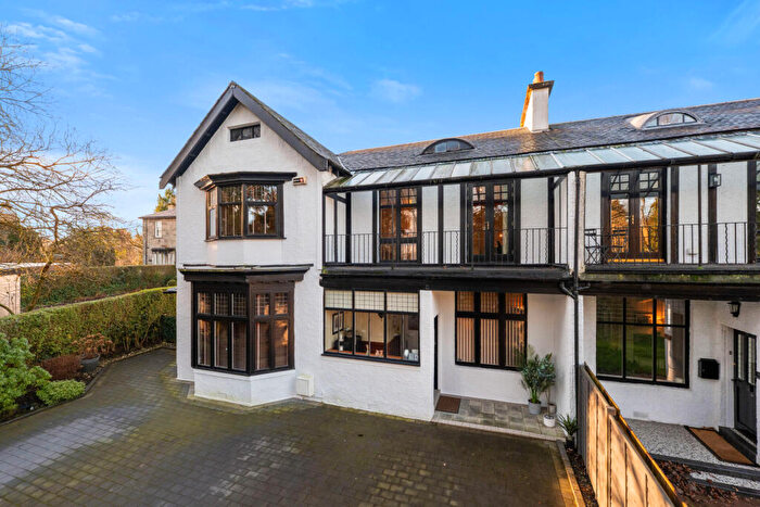 4 Bedroom Semi Detached House For Sale In Horseshoe Road, Bearsden, G61