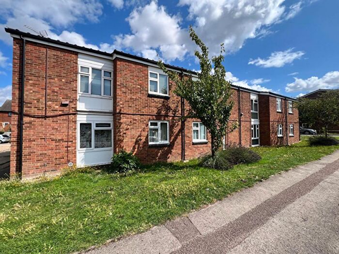 1 Bedroom Flat To Rent In Shakespeare, Royston, SG8