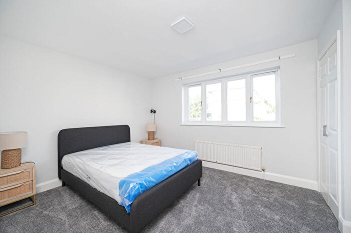 4 Bedroom House To Rent In Hainton Close, Aldgate, London, E1