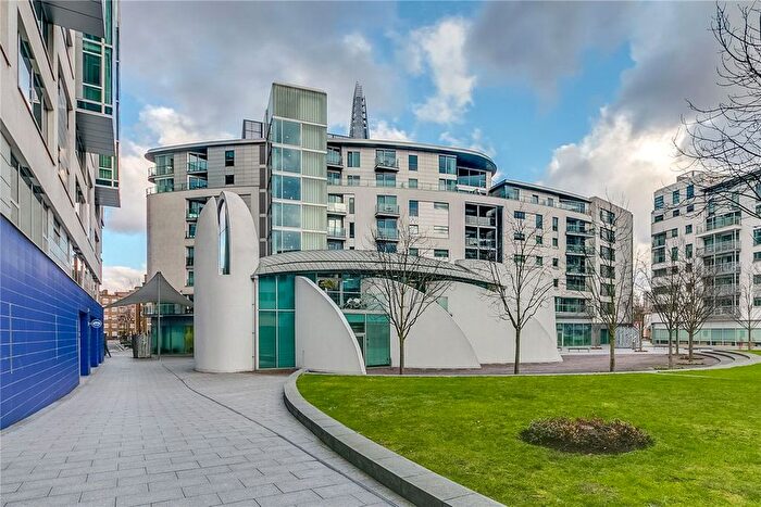 2 Bedroom Flat To Rent In Empire Square East, London, SE1