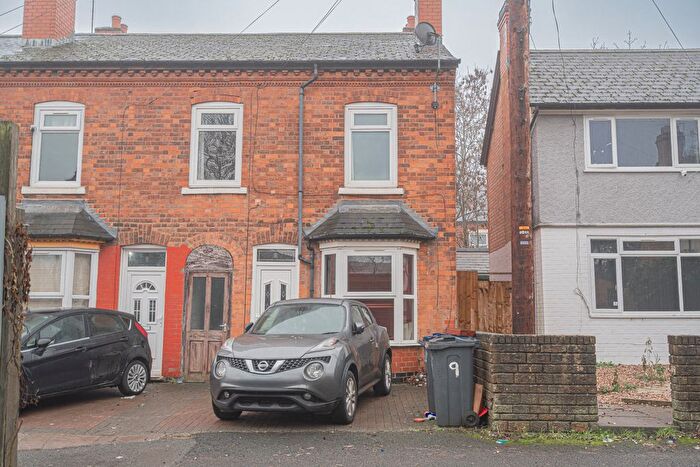 3 Bedroom Terraced House For Sale In Park Terrace, Handsworth, Birmingham, B21