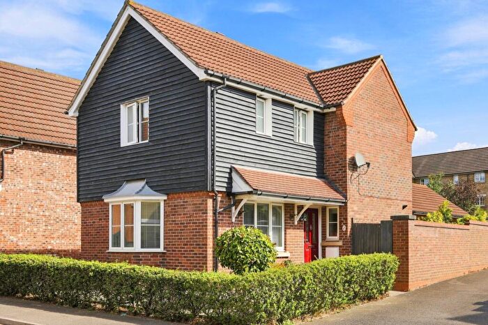 3 Bedroom Detached House For Sale In Cumberland Road, Chafford Hundred, Grays, RM16