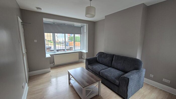 1 Bedroom Flat To Rent In First Floor Flat, Hillborough Road, Luton, LU1