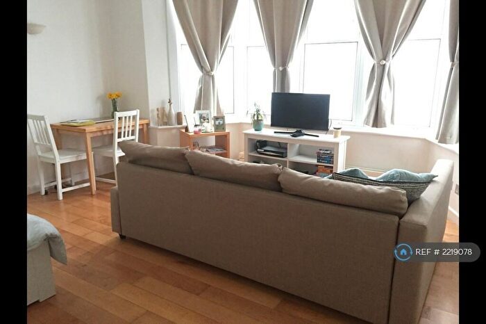 Studio To Rent In Camborne Road, Sutton, SM2