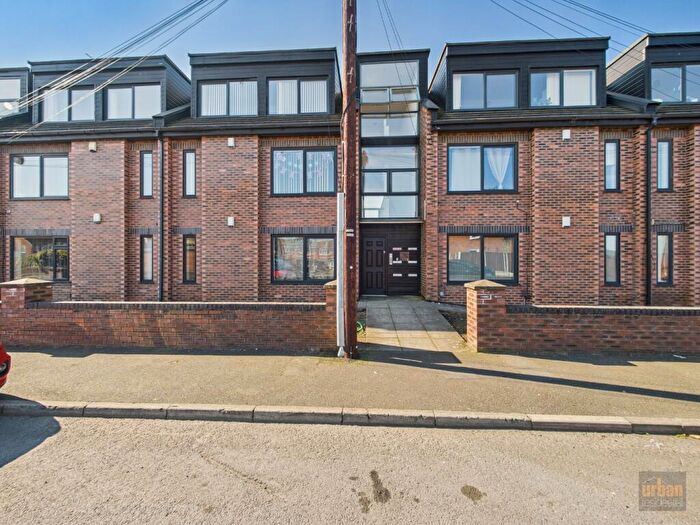 2 Bedroom Apartment For Sale In Berwick Street, Fairfield, Liverpool, L6