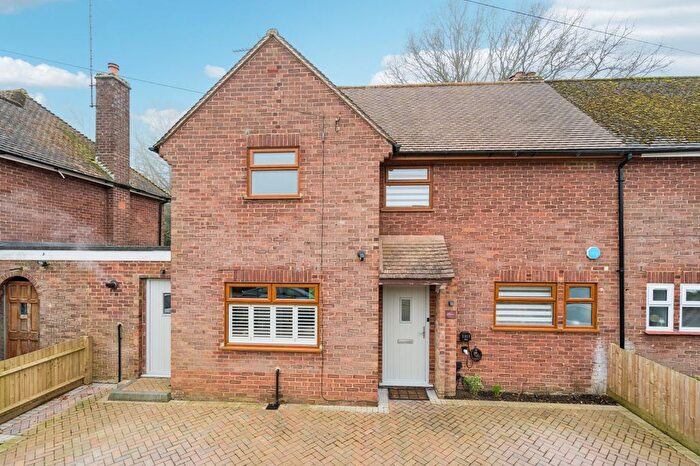 3 Bedroom Semi-Detached House For Sale In Hedgeside, Potten End, Berkhamsted, Hertfordshire, HP4